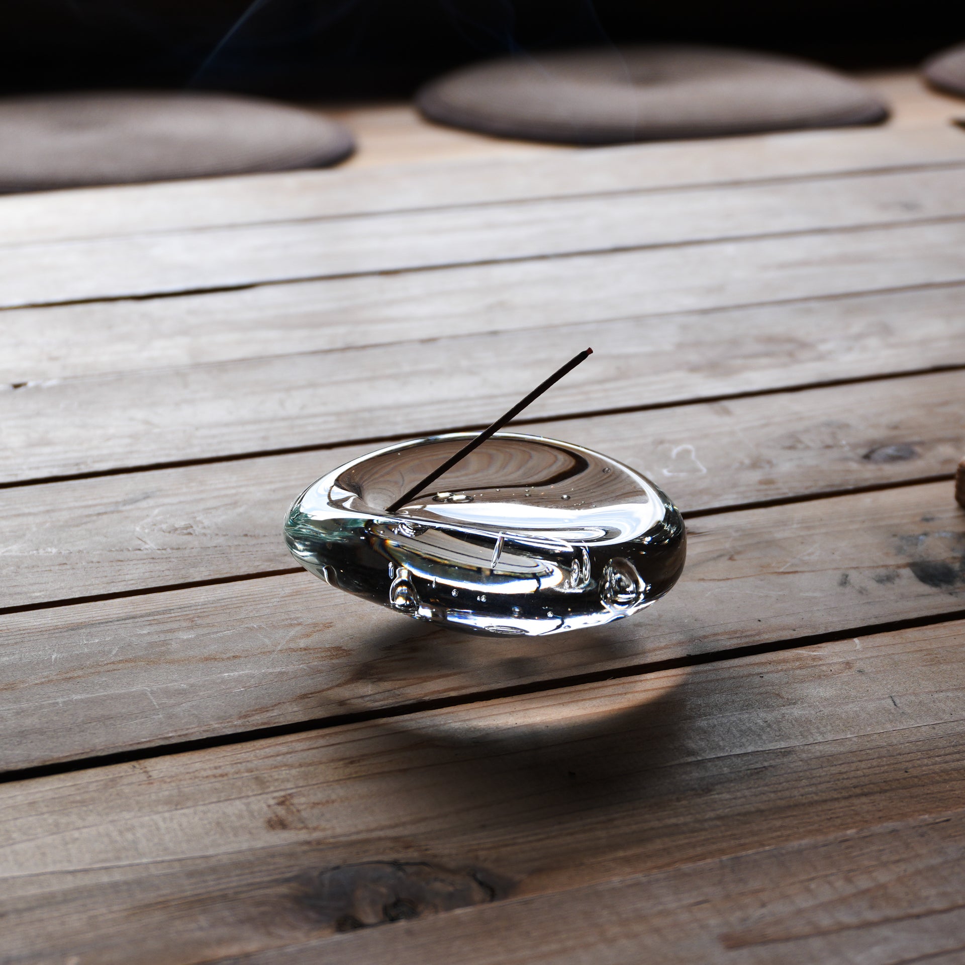 Glass Incense Holder ガラスのお香立て – noble｜Japanese Incense Brand