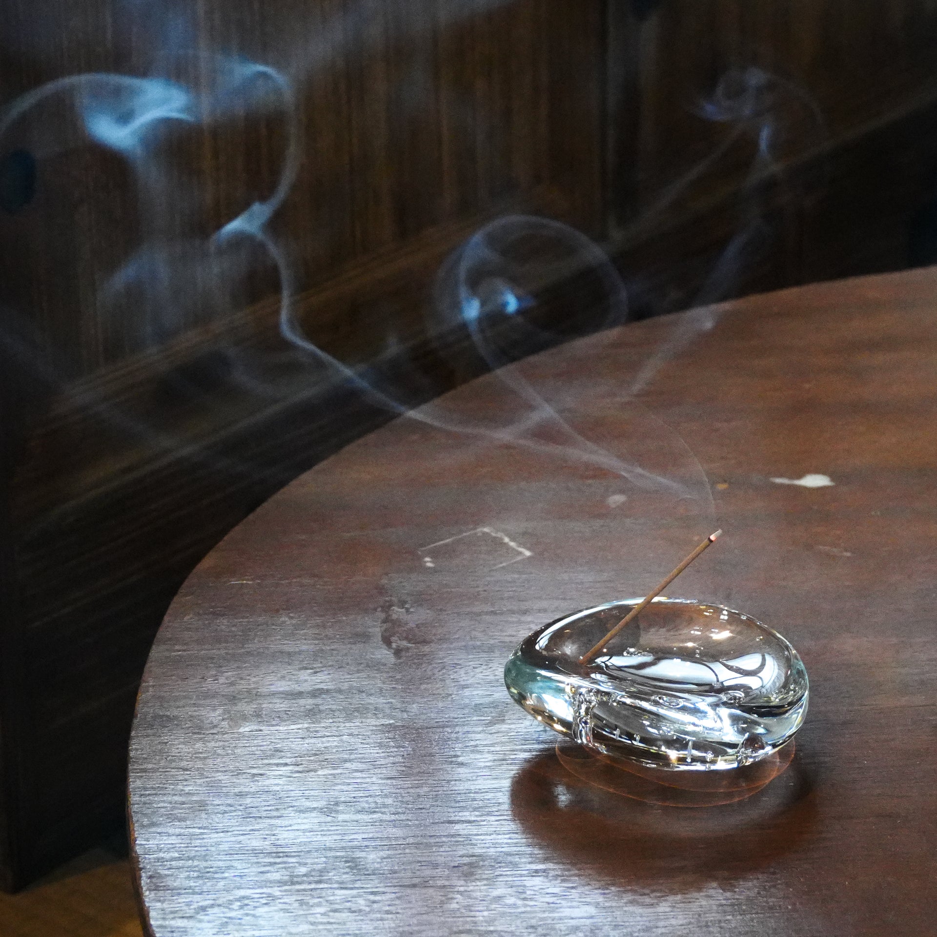 Glass Incense Holder ガラスのお香立て – noble｜Japanese Incense Brand